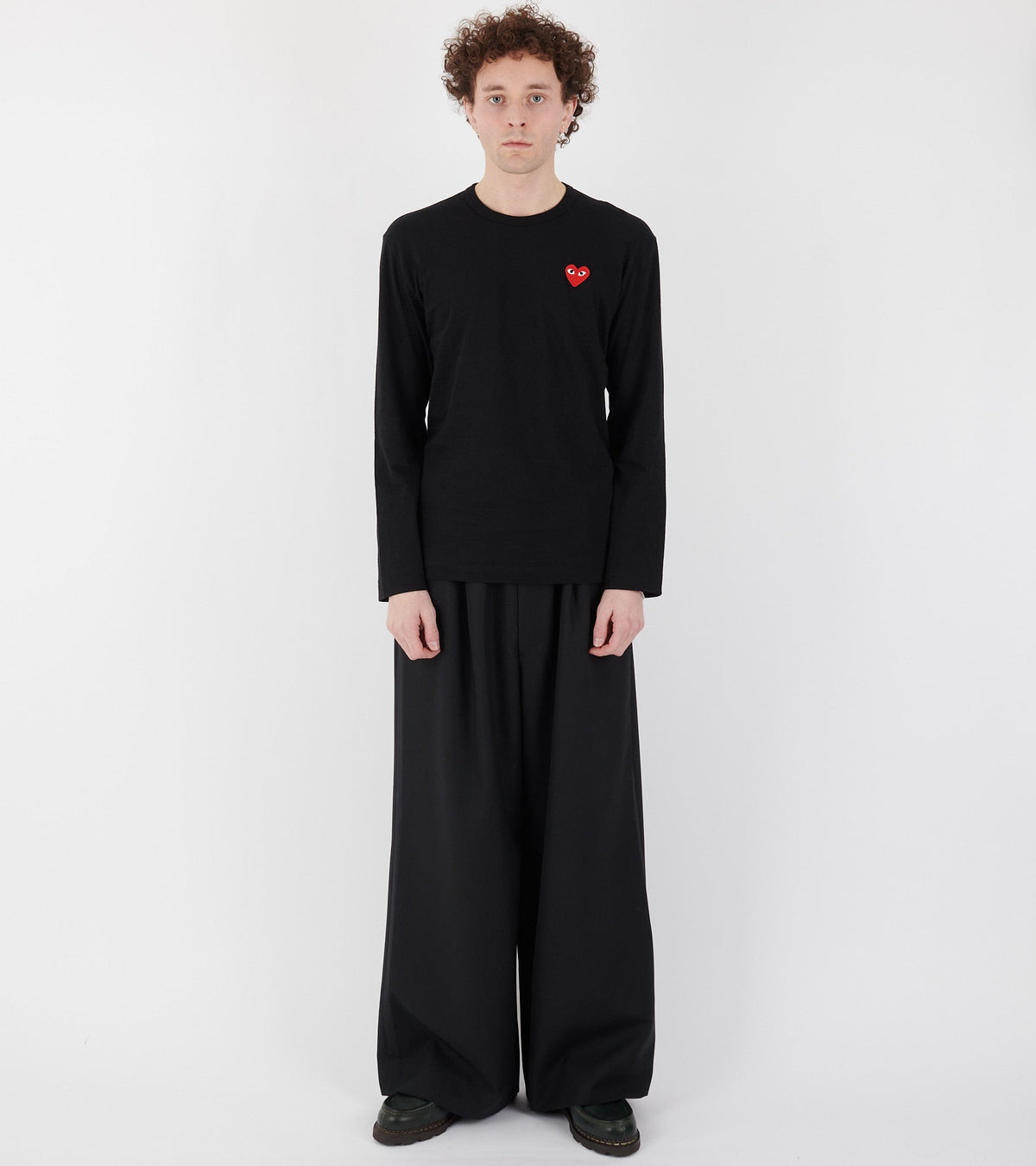 U Red Heart LS T-Shirt Black